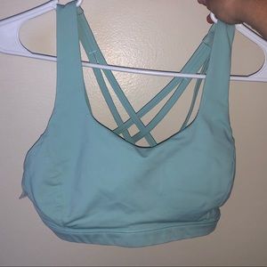 Barely worn Lululemon sports bra!